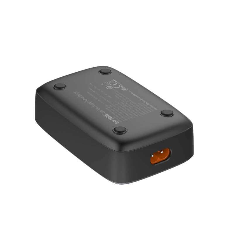 Fast Charger USB Type-C Multiport with Magnetic Wireless Charge